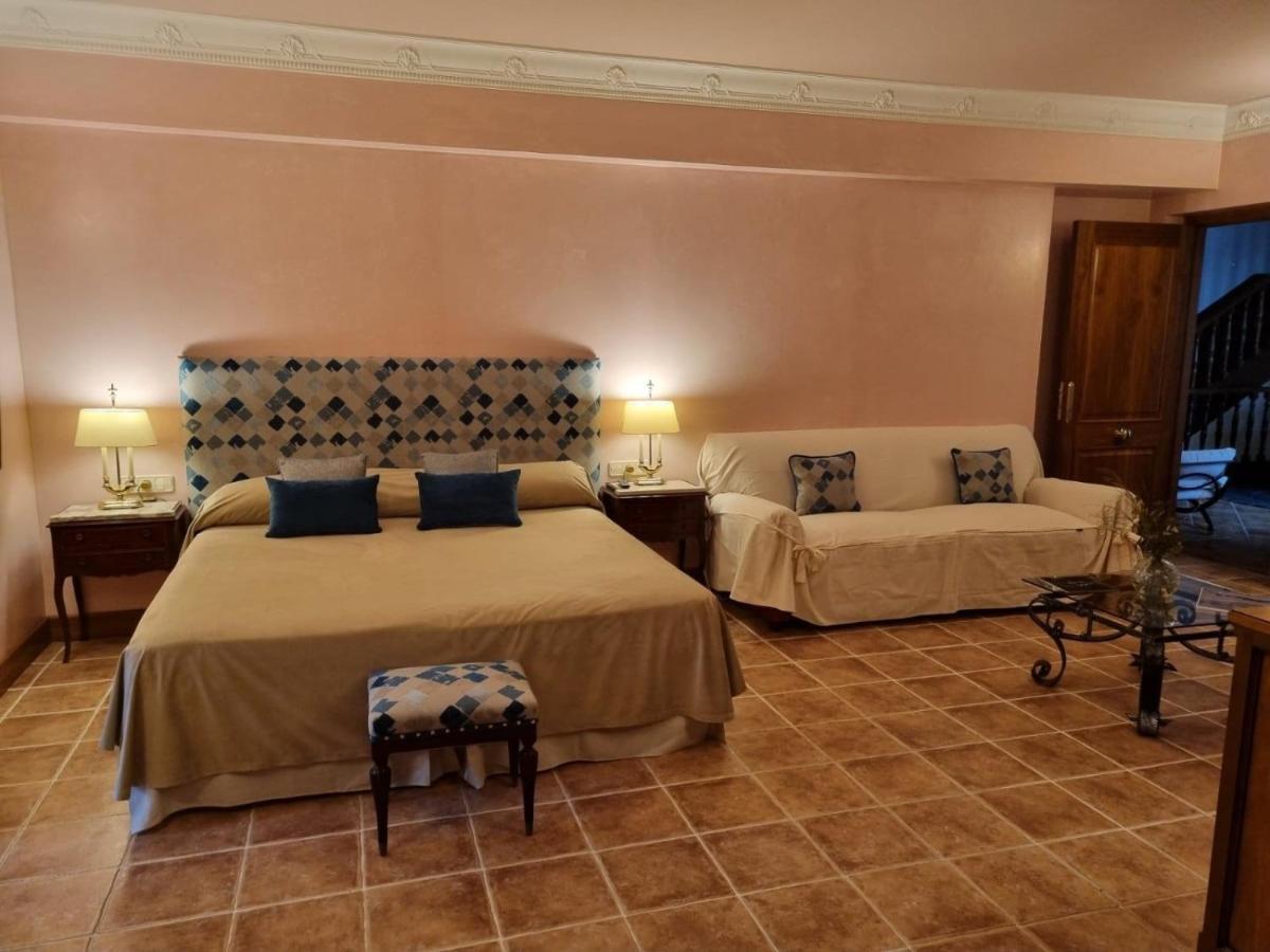 Palacio De Miraflores ميرافلوريس ذي لا ثييرا المظهر الخارجي الصورة