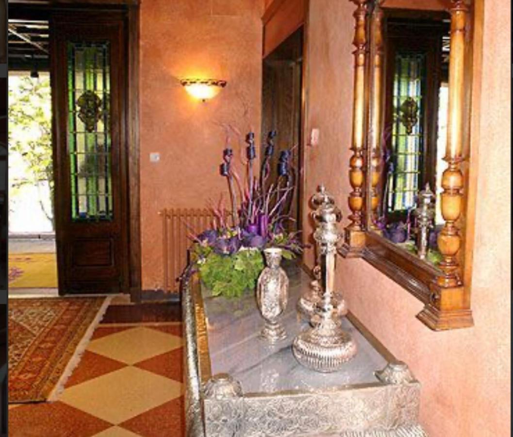 Palacio De Miraflores ميرافلوريس ذي لا ثييرا المظهر الخارجي الصورة